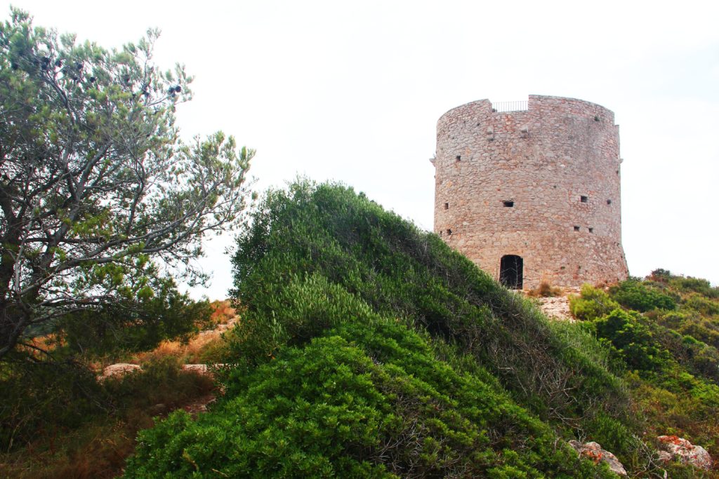 Subida de la Cova de la Sal a la Torre de Montgó