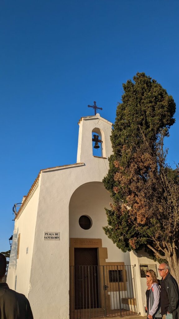 Parcours en vélo électrique à travers les villages médiévaux de la Costa Brava