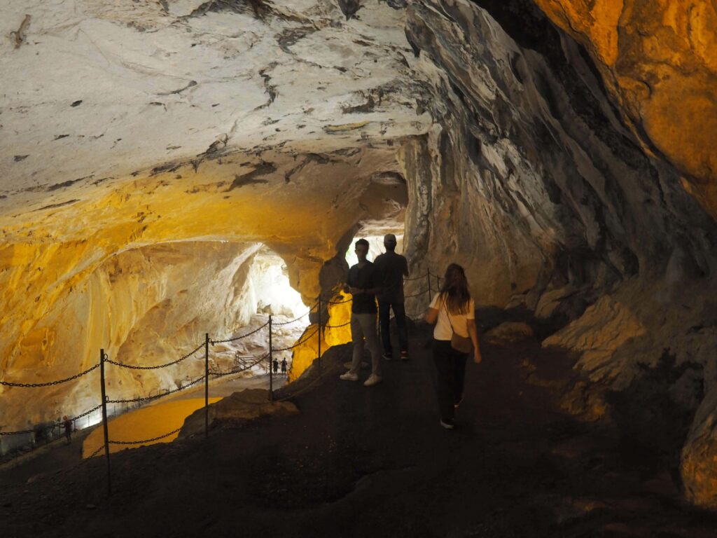 cuevas de zugarramurdi