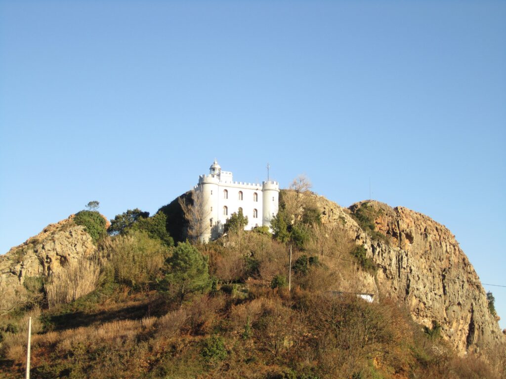 faro de plata pasaia