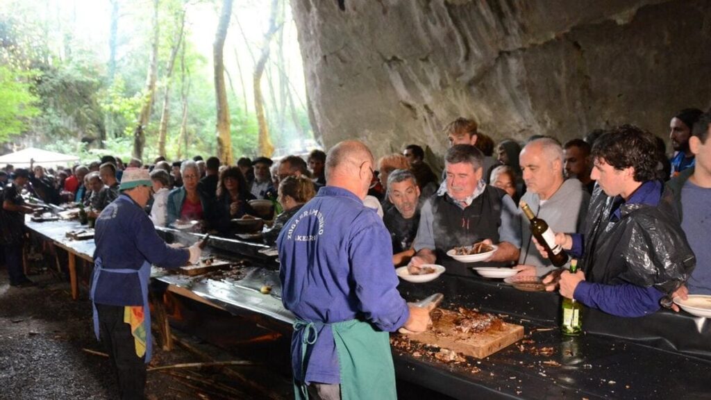 fiesta zikiro jate en zugarramurdi