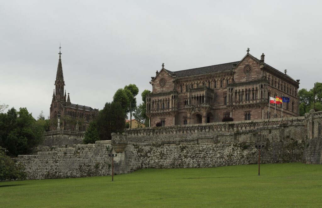 palacio sobrellano - comillas